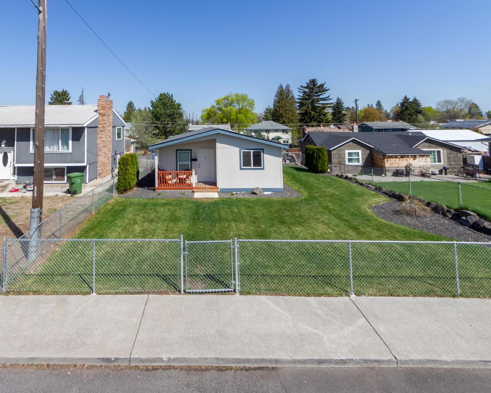 Cute And Cozy 3 Bed 2 Bath Home In North Spokane Bagian luar foto